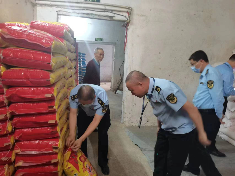 极速飞艇
局检查大米生产加工企业2.jpg