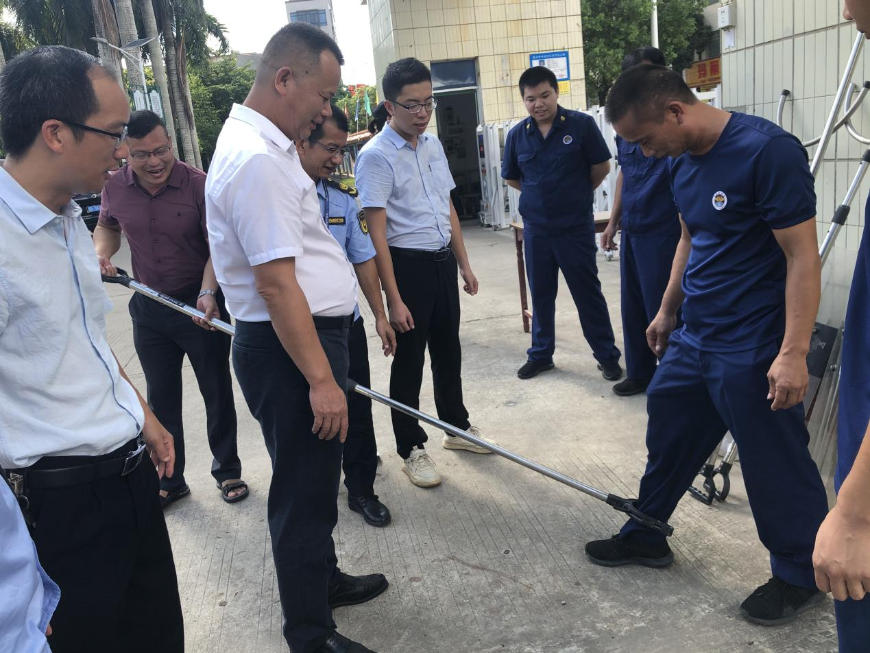 极速飞艇
河头镇开展校园安全联合大检查2.png