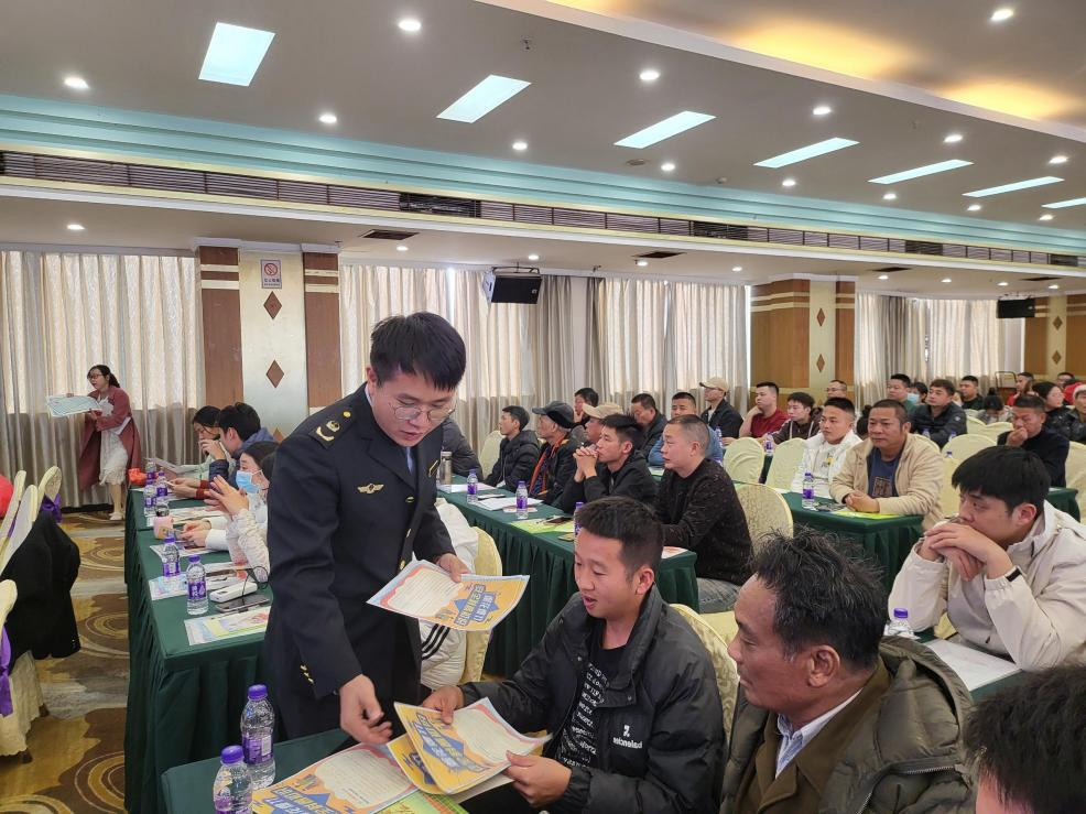 极速飞艇
聚焦“三个维度”打出烟花爆竹3.png