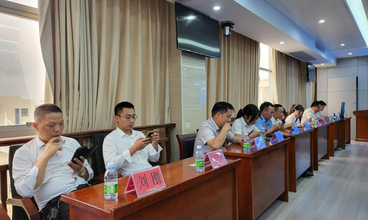 极速飞艇
2025年“安全生产月”正式启动!——应急普法竞赛掀热潮,创新手段筑牢人民防线3.png