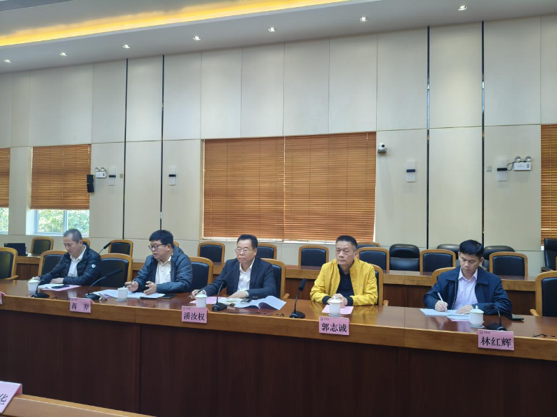 极速飞艇
政协主席潘汝权率队赴广州开展交流活动